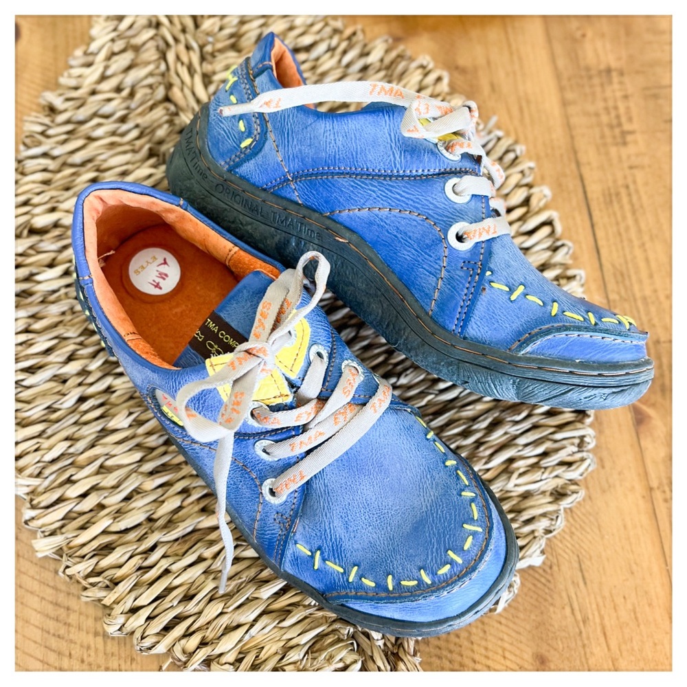 Blue Women's Casual Lace-Up Sneakers
